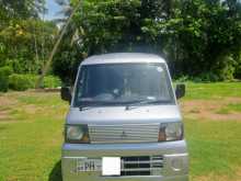 Mitsubishi MiniCab 2011 Van