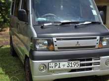 Mitsubishi Minicab 2013 Van