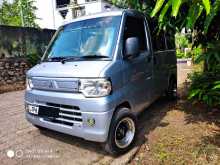 https://riyasewana.com/uploads/mitsubishi-minicab-201527544412.jpg