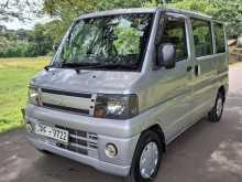 Mitsubishi MiniCab 2011 Van