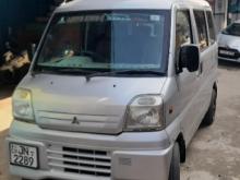 Mitsubishi Minicab 2004 Van