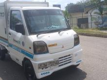 Mitsubishi MINICAB 2000 Lorry