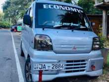Mitsubishi Minicab 2001 Van