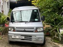 Mitsubishi MiniCab 2012 Van