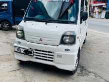 Mitsubishi Minicab 1999 Van