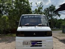 Mitsubishi MiniCab 2002 Lorry