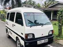 Mitsubishi Minicab 1998 Van