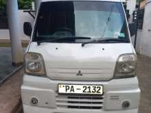 Mitsubishi MiniCab 2000 Van