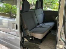https://riyasewana.com/uploads/mitsubishi-minicab-614333217435.jpg