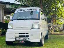 Mitsubishi Minicab 2004 Van
