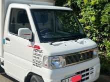 Mitsubishi Minicab Freezer 2003 Lorry
