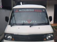 Mitsubishi Minicab U61 1999 Van