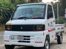 Mitsubishi Minicab U61 2003 Lorry
