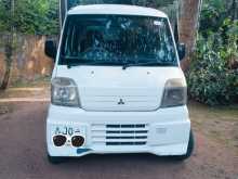 Mitsubishi Mini 2000 Van