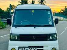 Mitsubishi MiniCab 2001 Van