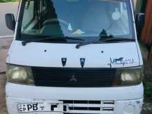 Mitsubishi MiniCab U61 2003 Van