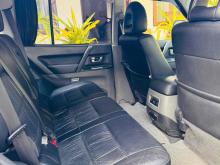 https://riyasewana.com/uploads/mitsubishi-mitshubishi-montero-2521435324221.jpg
