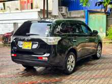 https://riyasewana.com/uploads/mitsubishi-mitshubishi-outlander-251249344363.jpg
