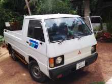 Mitsubishi L300 1980 Lorry