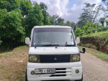 Mitsubishi Mitsubishi 2009 Van