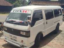 Mitsubishi Mitsubishi 2002 Van