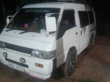 Mitsubishi Mitsubishi 1990 Van