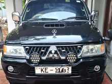 Mitsubishi Mitsubishi 2005 SUV