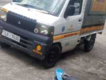 Mitsubishi MITSUBISHI 2002 Lorry