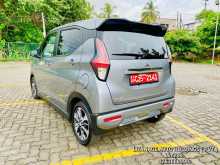 https://riyasewana.com/uploads/mitsubishi-mitsubishi-ek-171336324592.jpg