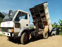 Mitsubishi Fighter 1995 Lorry