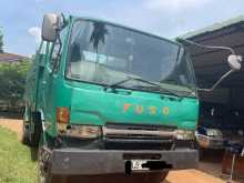 Mitsubishi Fuso 2002 Lorry