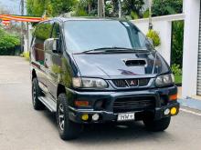Mitsubishi L400 1998 Van