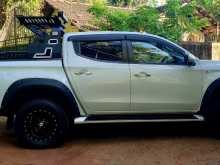 https://riyasewana.com/uploads/mitsubishi-mitsubishi-l200-2020-238505612113.jpg