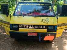 Mitsubishi L300 1981 Van