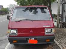 Mitsubishi L300 1982 Van