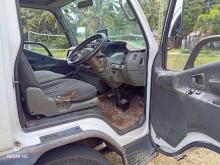 https://riyasewana.com/uploads/mitsubishi-mitsubishi-lorry-251417376716.jpg