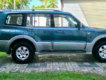 https://riyasewana.com/uploads/mitsubishi-mitsubishi-montero-2004-2919063312272.jpg
