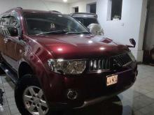 https://riyasewana.com/uploads/mitsubishi-mitsubishi-montero-62003556016.jpg
