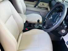 https://riyasewana.com/uploads/mitsubishi-mitsubishi-montero-9172522833.jpg