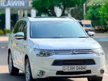 Mitsubishi Outlander PHEV 2015 SUV