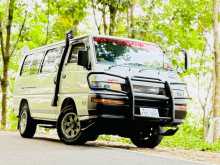 Mitsubishi P45v 1995 Van