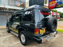 Mitsubishi Pajero 1987 SUV