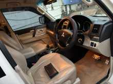 https://riyasewana.com/uploads/mitsubishi-mitsubishi-pajaro-2016-59250712923.jpg