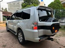 https://riyasewana.com/uploads/mitsubishi-mitsubishi-pajaro-59255017215.jpg