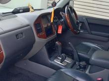 https://riyasewana.com/uploads/mitsubishi-mitsubishi-pajero-13807016976.jpg