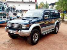 https://riyasewana.com/uploads/mitsubishi-mitsubishi-pajero-15160020242.jpg