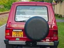 https://riyasewana.com/uploads/mitsubishi-mitsubishi-pajero-1988-1711525112733.jpg