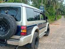 https://riyasewana.com/uploads/mitsubishi-mitsubishi-pajero-21741394572.jpg