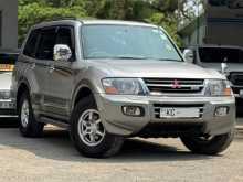 Mitsubishi Pajero Super Exceed 2002 SUV