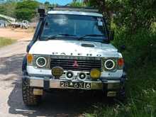 Mitsubishi Pajero 1982 SUV